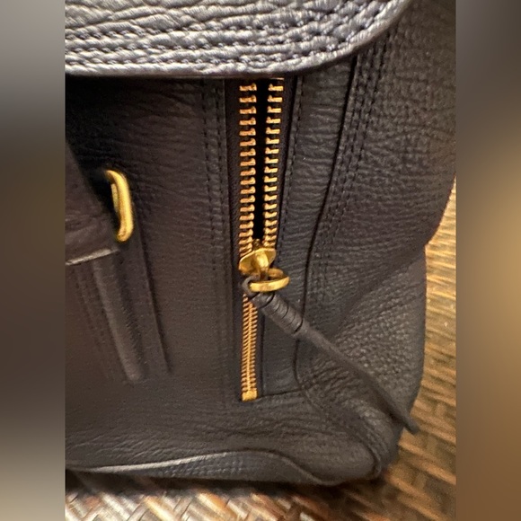 3.1 PHILLIP LIM
Pashli Large Leather Satchel - Picture 10 of 12